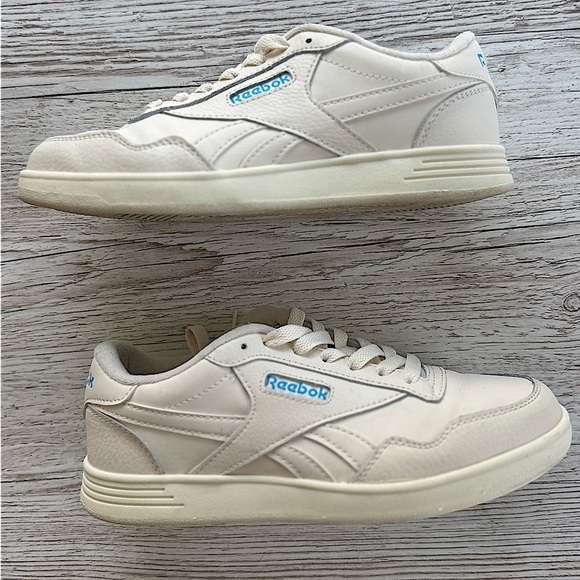 Reebok Classic Beige/Off White Baby Blue Sneakers Size 7 - Picture 2 of 7